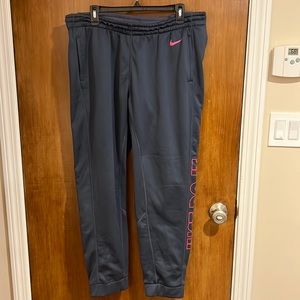 Nike dry fit joggers women’s